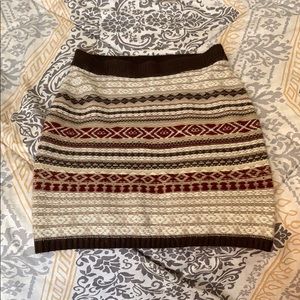 Beautiful knit skirt from Maurice’s, size small.